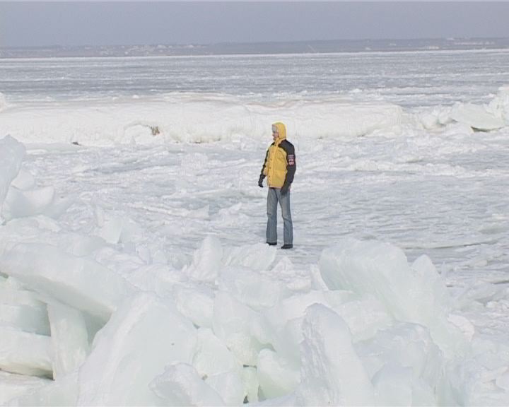 Черное море в Одесском заливе замерзло полностью
