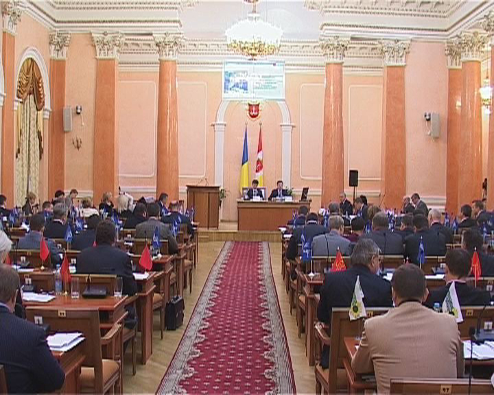 Несмотря на штурм здания, на сессии городского совета было принято несколько важных для Одессы решений