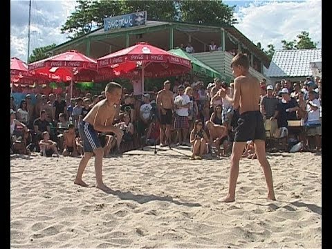 Первый открытый турнир по пляжной борьбе в Одессе
