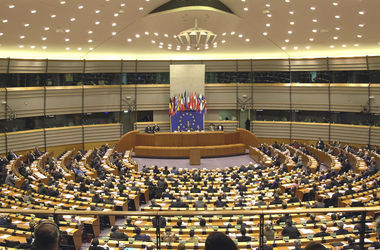Европарламент ратифицирует Соглашение с Украиной по ускоренной процедуре – президент ЕП