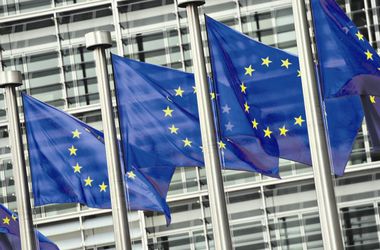 Какие плюсы и минусы отсрочки внедрения ЗСТ Украины и ЕС