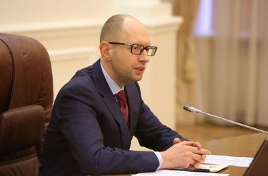 Яценюк надеется получить безвизовый режим с ЕС в мае