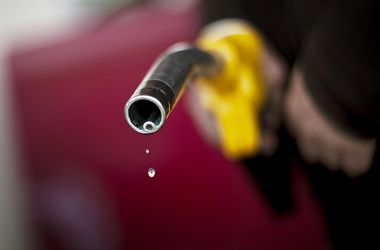 В США рухнули цены на бензин