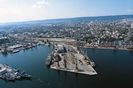 Порт Варна ввел ограничения движения судов
