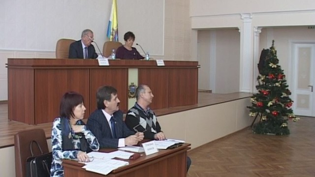«Недемократичная» сессия в Ильичевске
