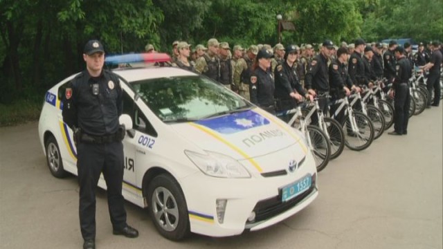 Велопатруль: полиция пересела на велосипеды
