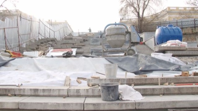 В Одессе продолжается ремонт Потемкинской лестницы