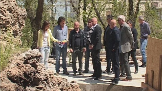 Мэр проинспектировал ход работ в Стамбульском парке
