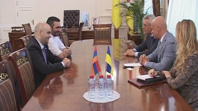 Встреча консула Армении с мэром Одессы