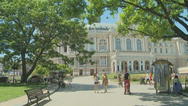 Туристический сезон. Что влияет на число желающих посетить Одессу