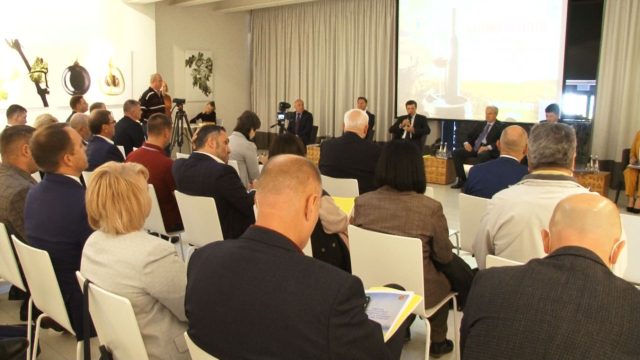 Конференція з питань виноградсько-виноробної галузі України
